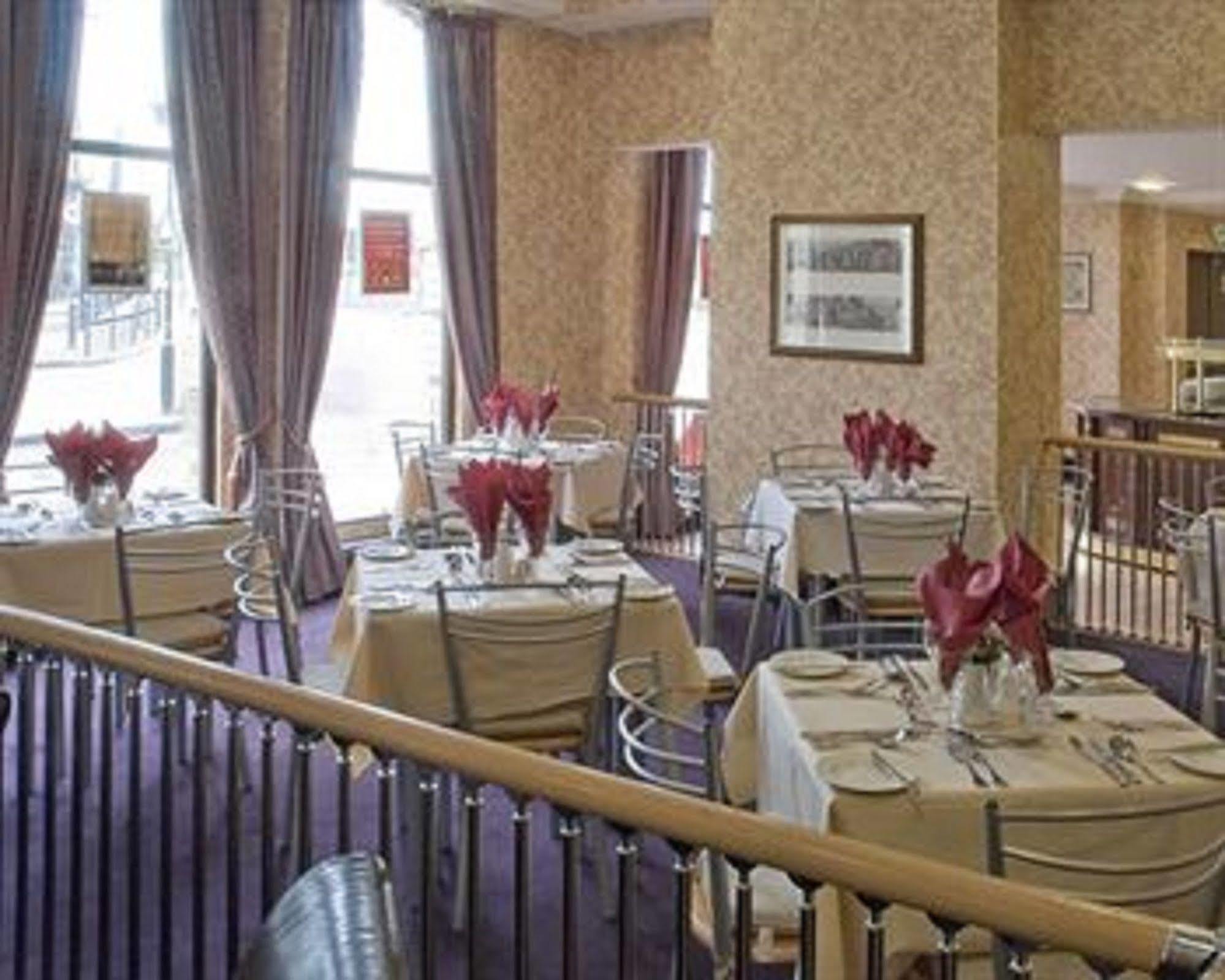 Britannia Hotel Wolverhampton Ngoại thất bức ảnh