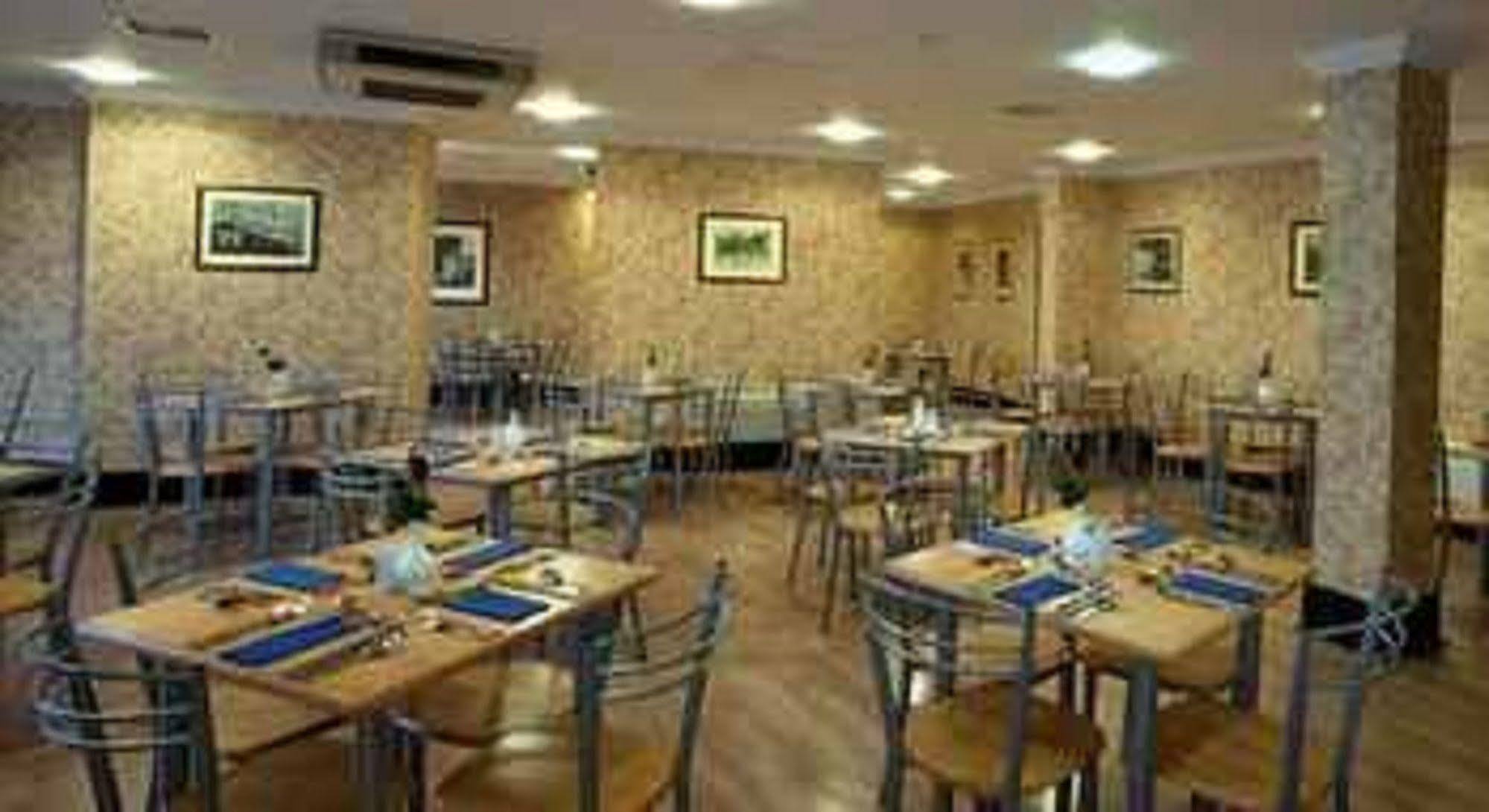 Britannia Hotel Wolverhampton Ngoại thất bức ảnh